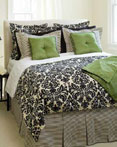 Ava by Aubergine