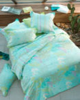 Dans Les Pres by Essix Home Collection
